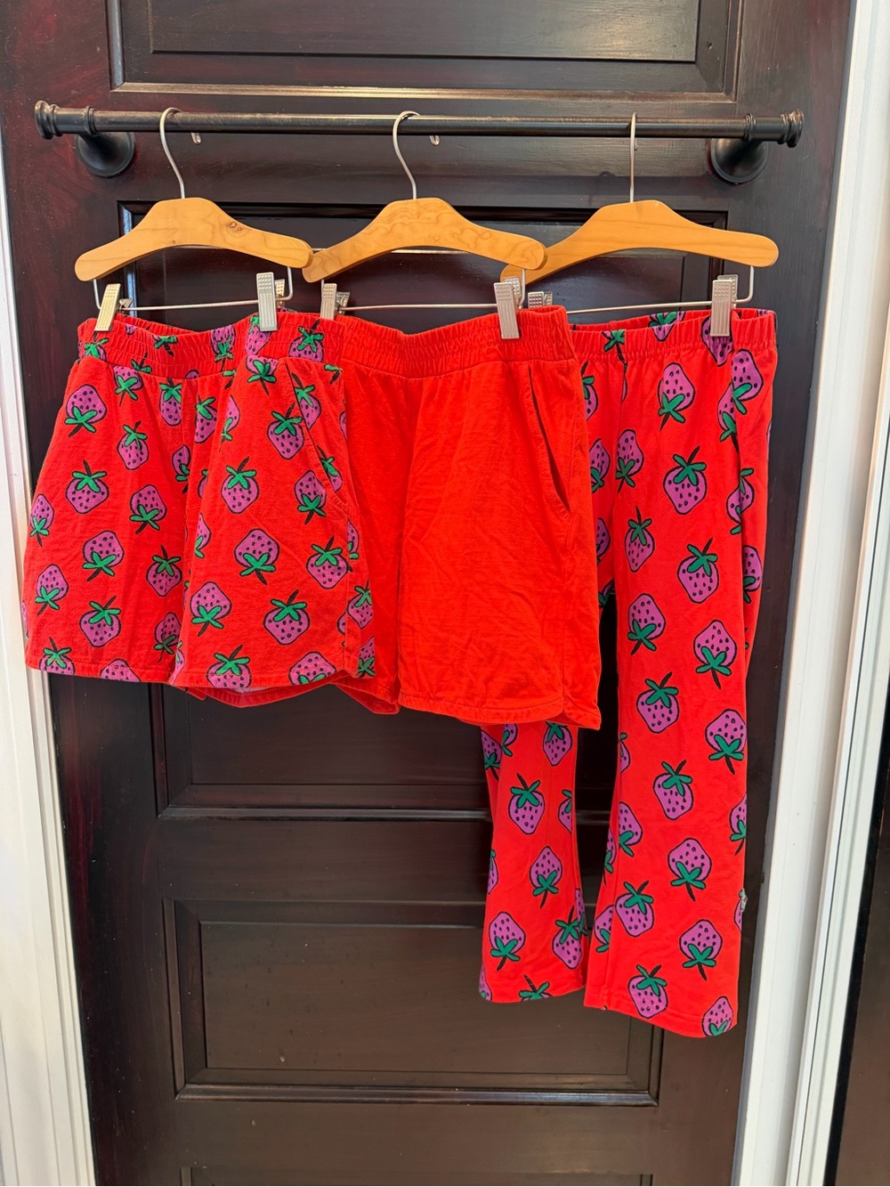 Hanna Andersson Red Strawberry Knit Shorts and Capri Leggings sz 160 14-16 kids
